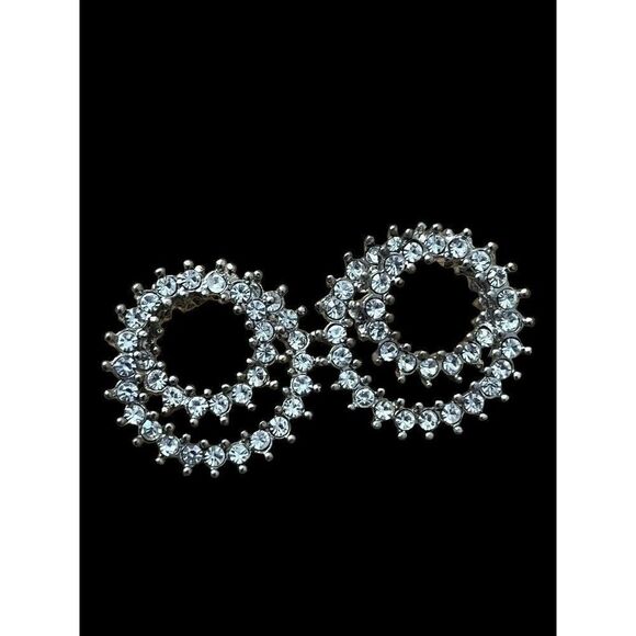 Vintage White Clear Double Circle  Rhinestone Silver Tone Pierced Earrings - Picture 1 of 6